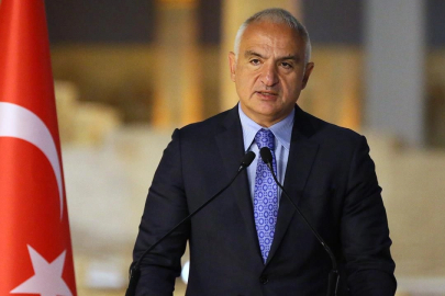 Kültür ve Turizm Bakanı Ersoy'dan sinema oyuncusu Ahu Tuğba için taziye mesajı