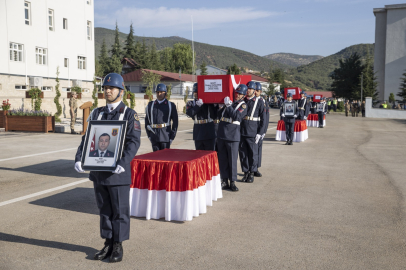 Tunceli'de şehit askerler  için tören düzenlendi