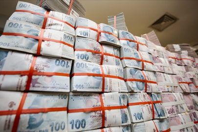 Bankacılık  kredi hacmi 15 trilyon lira oldu