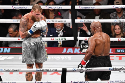 Ağır sklet boks müsabakasında Mike Tyson mağlup oldu