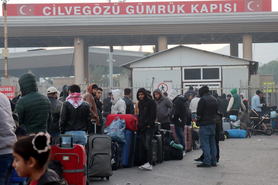 Suriyeliler ülkelerine dönüyor