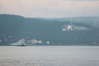 Çanakkale Boğazı sis nedeniyle transit gemi geçişlerine kapatıldı