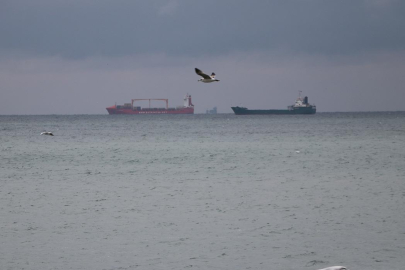 Tekirdağ'da deniz ulaşımını poyraz vurdu