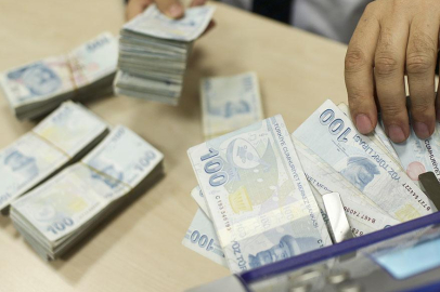 Zam farkları ve ek ödemeler bugün hesaplara yatıyor