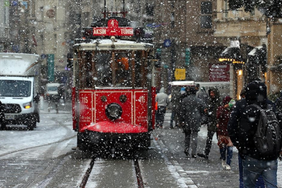 İstanbul'da kar yağışı başladı