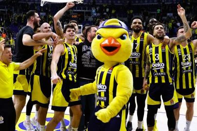 FENERBAHÇE BEKO 100’LEDİ