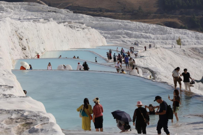 Pamukkale'ye bayram tatilinde yoğun ilgi