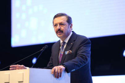 Şirketlerimiz siyasi tartışmaların dışında tutulmalı