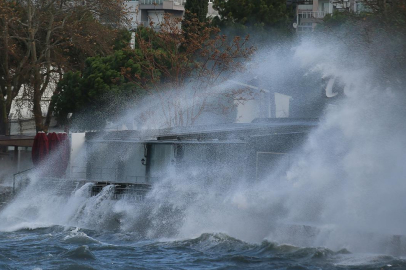 Meteorolojiden denizlerde fırtına uyarısı