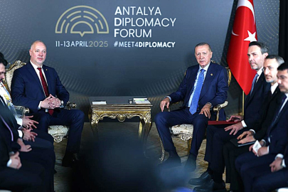 ERDOĞAN'DAN ANTALYA'DA DİPLOMASİ TRAFİĞİ