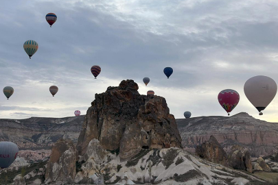 Kapadokya sıcak hava balonlarında "yolcu" rekoru kırıldı