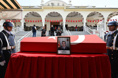 ŞEHİT KIDEMLİ BAŞÇAVUŞ DUALARLA UĞURLANDI