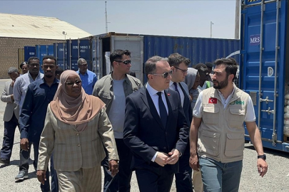 Türkiye'den gönderilen "2. İyilik Gemisi" Sudan'a ulaştı