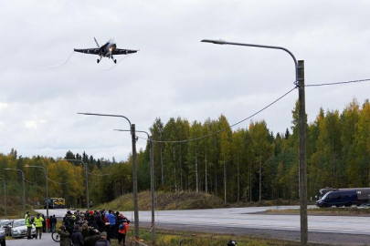 Finlandiya'da orduya ait savaş uçağı düştü