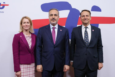 Hakan Fidan, AB temaslarını sürdürüyor