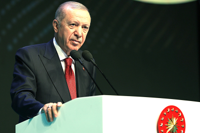 KİMSE ÜLKESİNİ YABANCILARA ŞİKAYET EDEMEZ