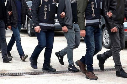 10 İLDE 13 FETÖ ZANLISI YAKALANDI