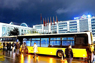 İBB'DEN PARALARINI ALAMAYAN HALK  OTOBÜSLERİ KONTAK KAPATIYOR