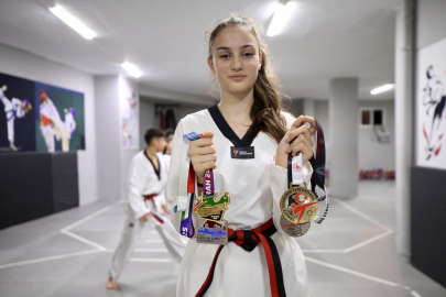 Dünya Yıldızlar Taekwondo şampiyonu  Sena, başarısını sürdürmek istiyor
