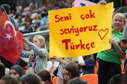 BOSNA HERSEK'TE TÜRKÇE ŞÖLENİ