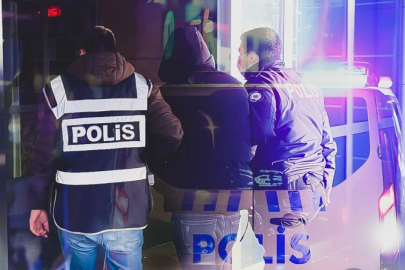 İzmir’de 33 FETÖ şüphelisi yakalandı