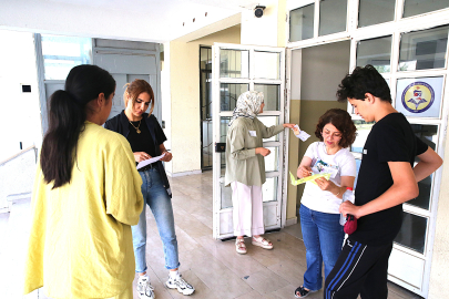 LGS KAPSAMINDAKİ MERKEZİ SINAV BAŞLADI