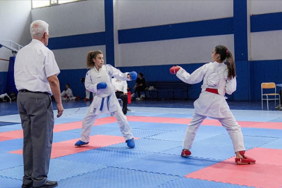 ÖNCE KARATE SONRA HALAY